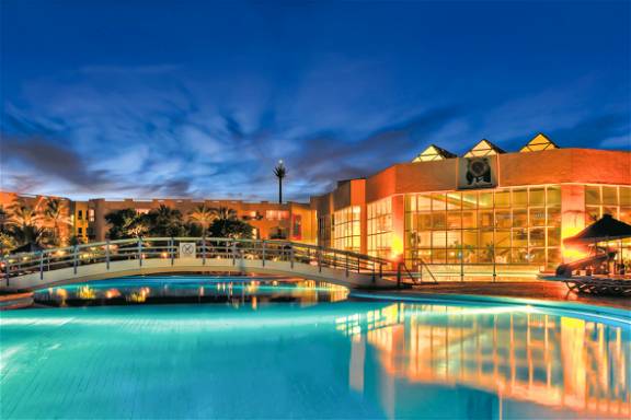 Oriental Resort Aurora