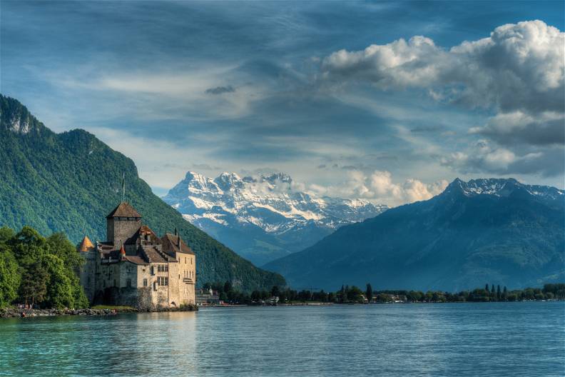 Szwajcaria – Sabaudia – Zamożna Helwecja Comfort